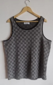 Elegantní černobílý dámský top Primark